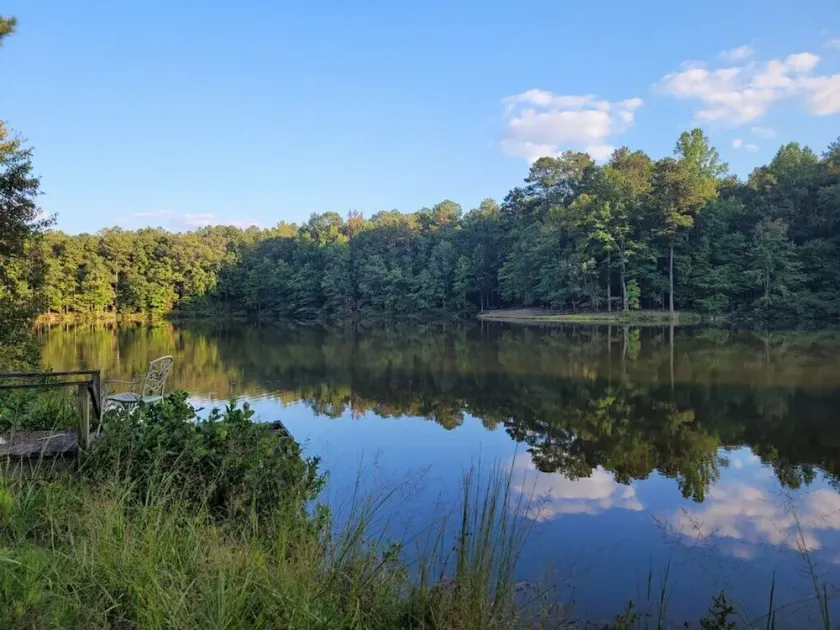 Stockbridge Secret Oasis with Lake View - Image 1