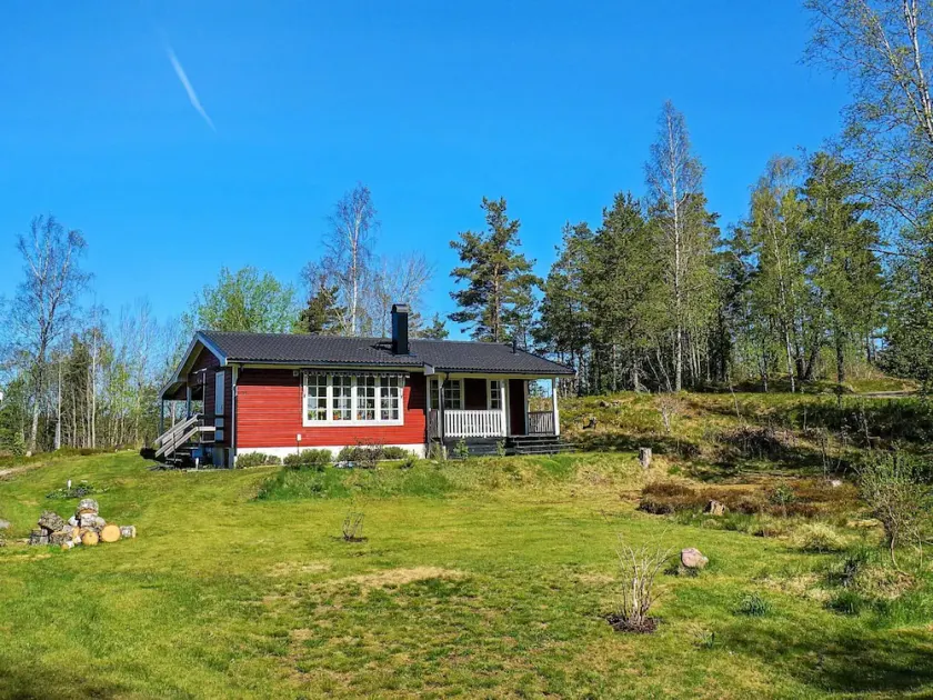 Idyllic Lakeside Retreat in Munkedal-by Traum - Image 1