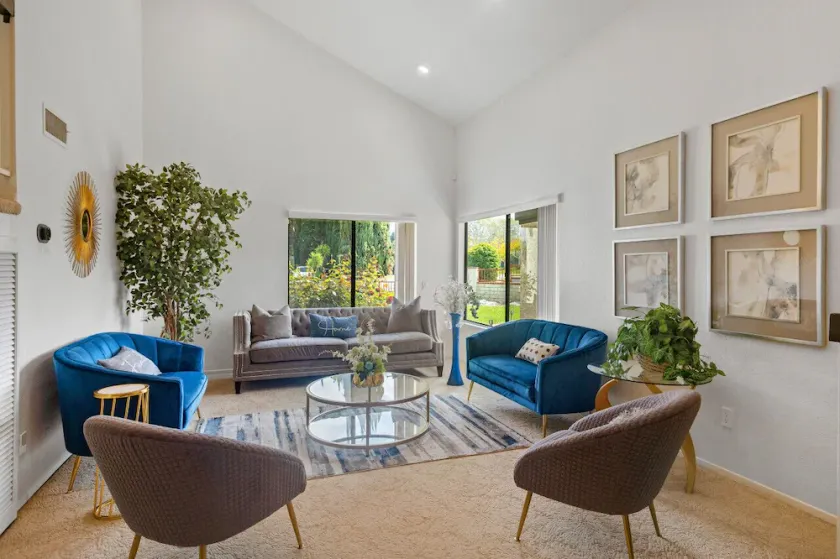 Peaceful Private Retreat In The Heart Of Town! - Image 1