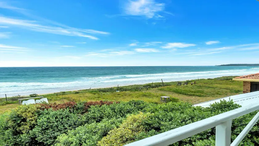 AUF DEM STRAND - OCEANS EDGE - Image 1