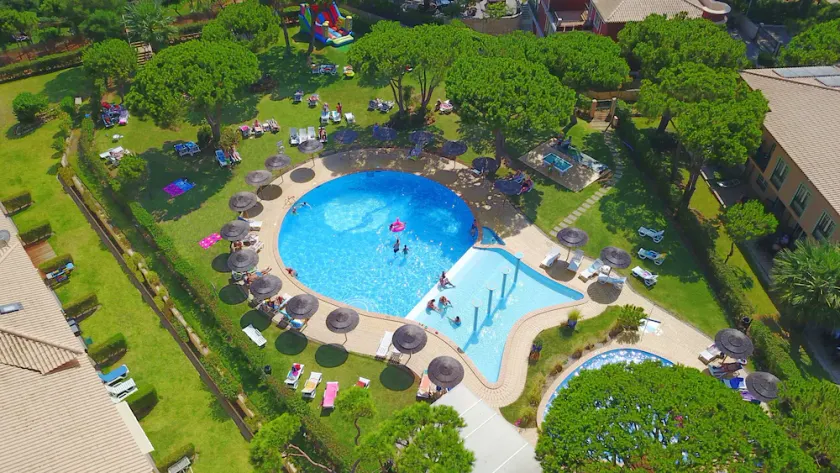 Kontakt os | 300m fra stranden | 2 områder Fælles pool | Gratis Wifi - Image 1