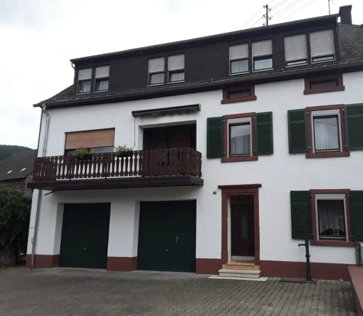 Small Moselle house - Image 1