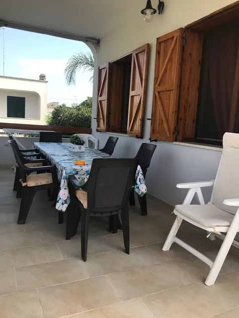 Bear Tower, Wi Fi, terrasse, jardin, parking, à 150 m de la plage - Image 1