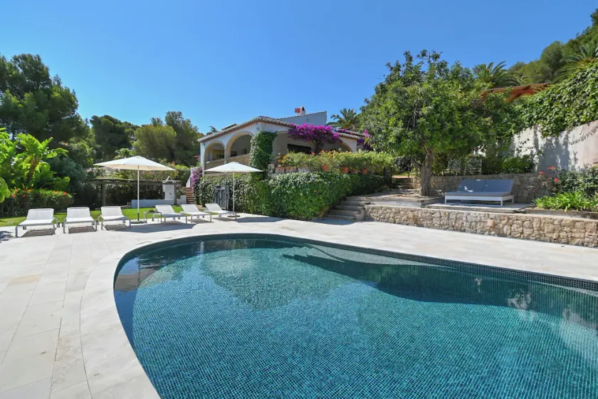 New house: Heated swimming pool, large BBQ, 100MB wifi, air conditioning - Image 1