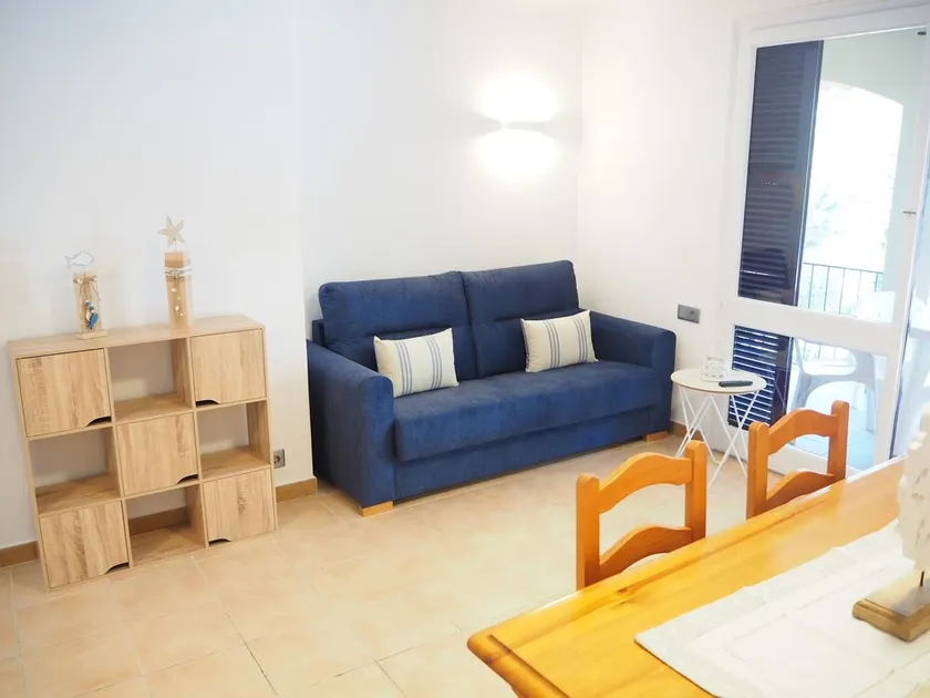 Renovated apartment 2 minutes from the beach - Image 1