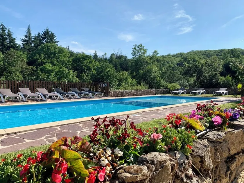 LE VIALLON – ADA ACCESSIBLE COTTAGE LA GRENOUILLE  50 m²  TERRACE WITH POOL VIEW - Image 1