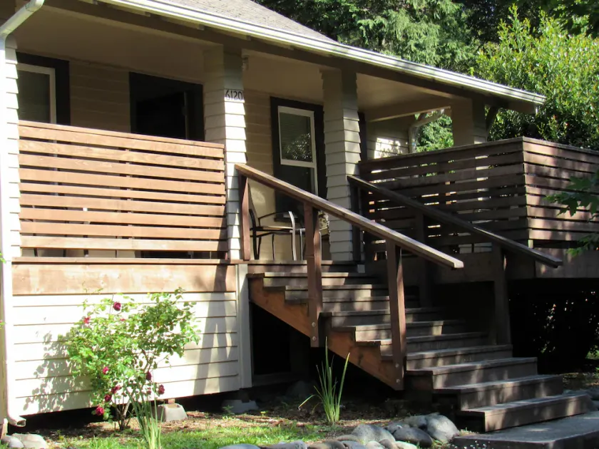 Twin Trees Retreat In The Redwoods At The River - Image 1