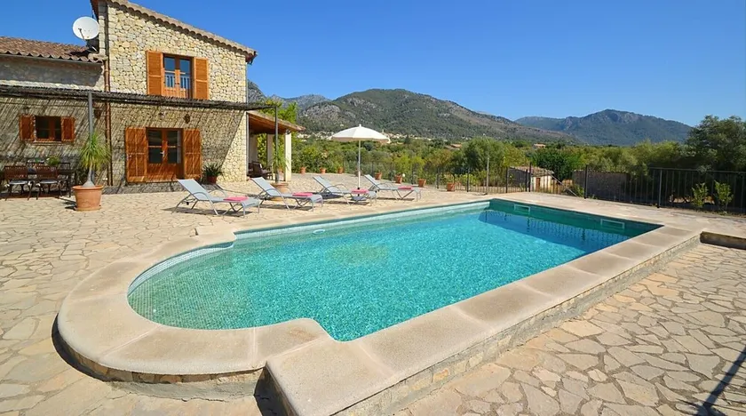 Country House 'Sa Volta' with Mountain View, Wi-Fi and Air Conditioning - Image 1