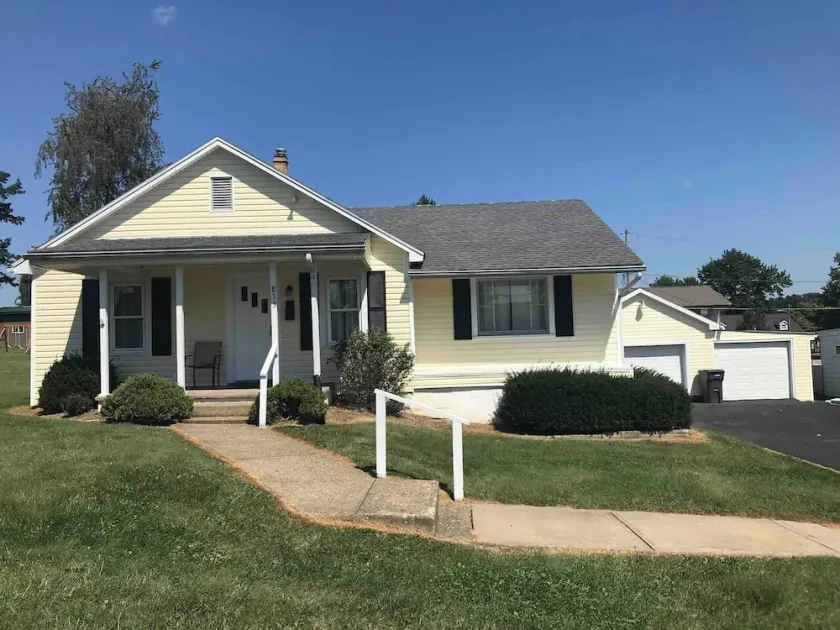 3BR 1BA North End Walk to the Hospital - Image 1