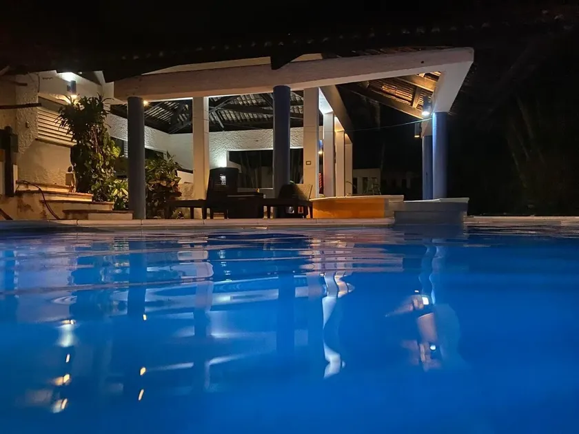 Casa Blanca - Image 1