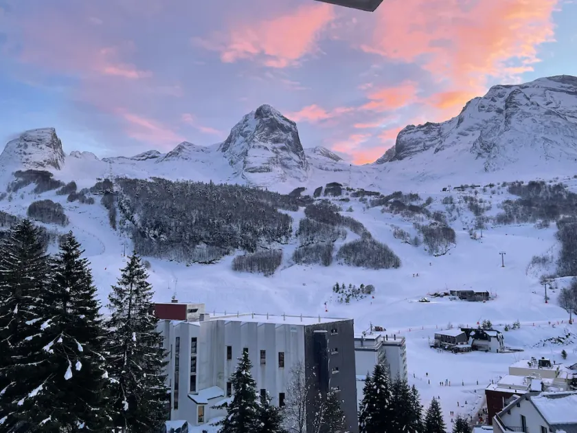 Breathtaking view of the slopes and the valley- Apartment 6 pers. - Image 1