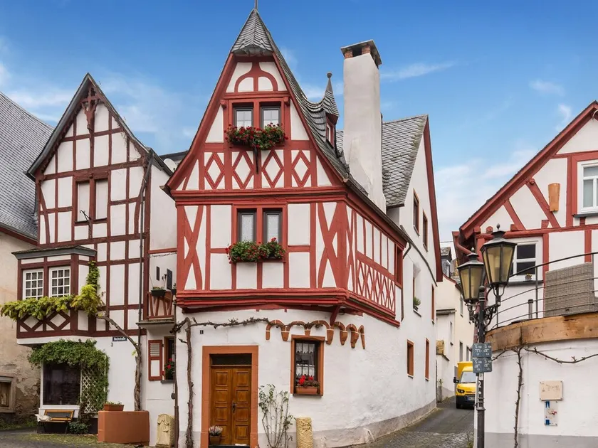 Home for 5 Persons in 1350 Year Old Mosel Town - Image 1