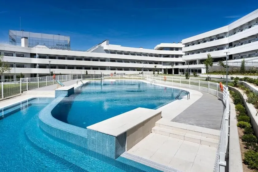 Student Experience Madrid Pozuelo - Luxury Hostel - Image 1