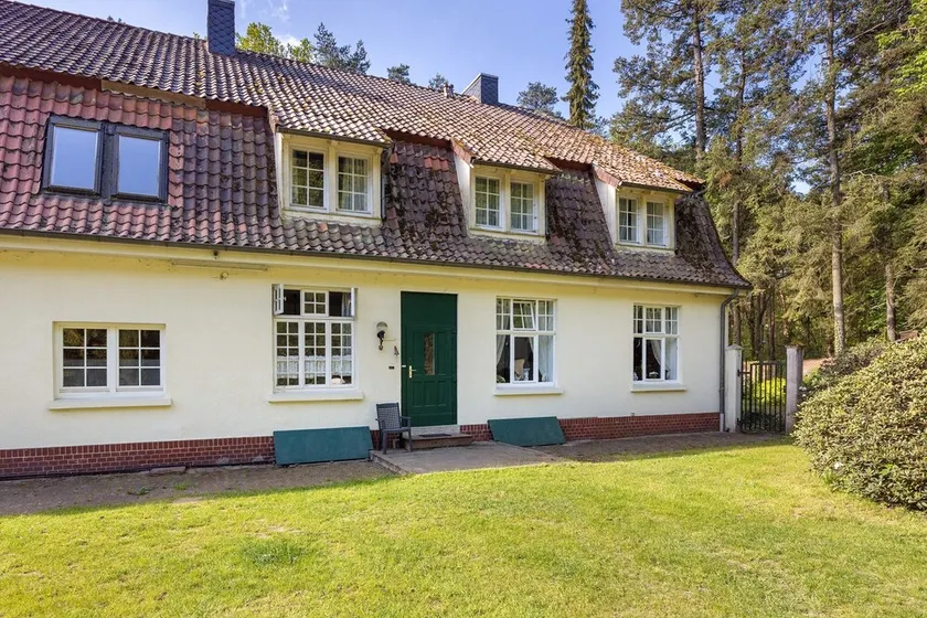 'Grosszügiges Holiday Home' with Garden & Wi-Fi - Image 1