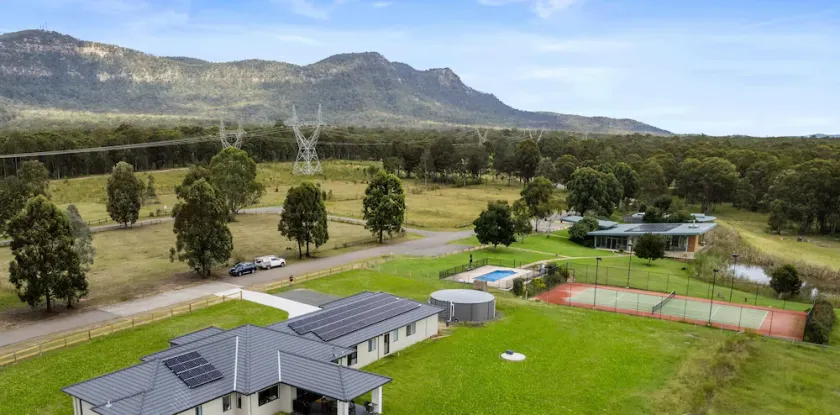 Cheerful Holiday House in Hunter Valley - Image 1