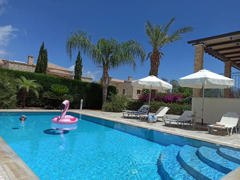 BF Limni Sandy Beach Villas - Quatre chambres avec piscine et sauna - Image 1