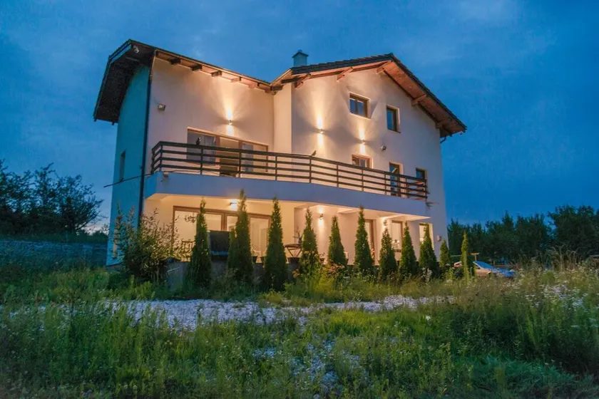 Luksus bjergsiden villa med fantastisk udsigt - Image 1