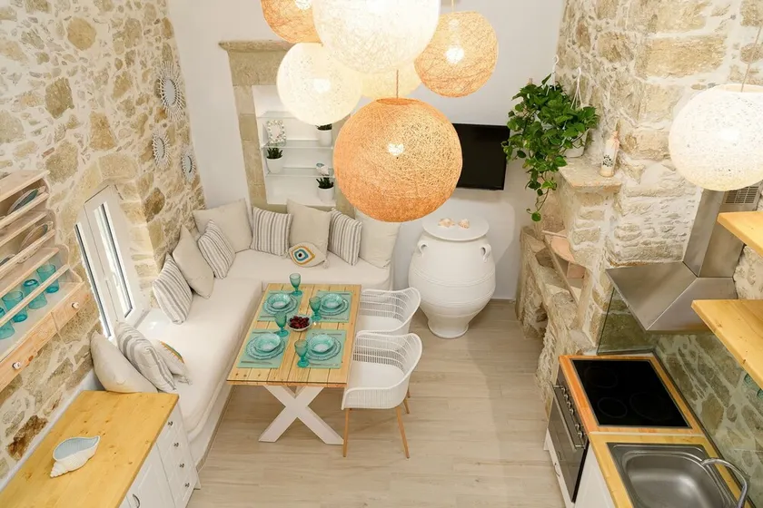 Nice brand new stone charm house..in the center of Pitsidia.. - Image 1