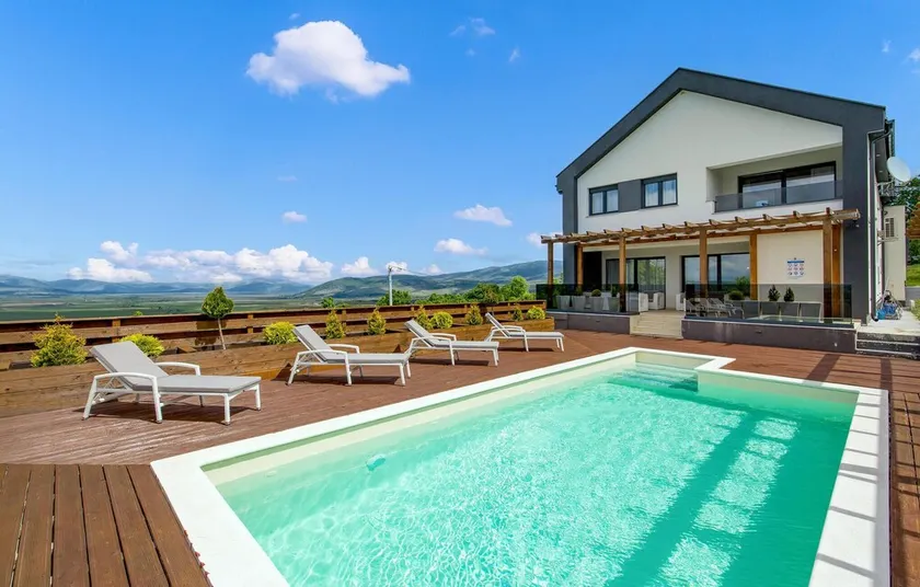 Nice Home In Udbina With Sauna - Image 1