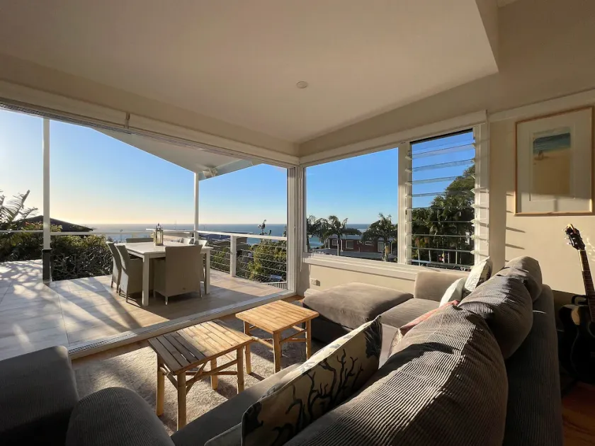 Wombarra Blue Coastal Holiday Home - Image 1