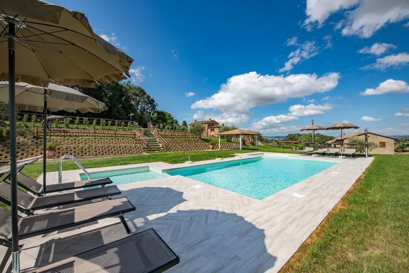 Authentique chalet toscan avec belle piscine privée et panorama suggestif - Image 1