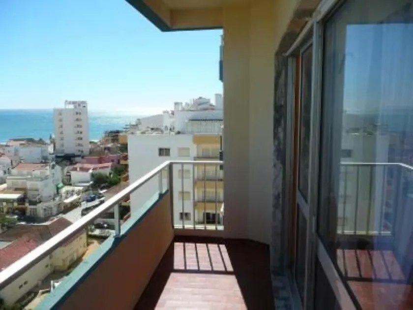 Seafront apartment on the 13th floor. - Image 1
