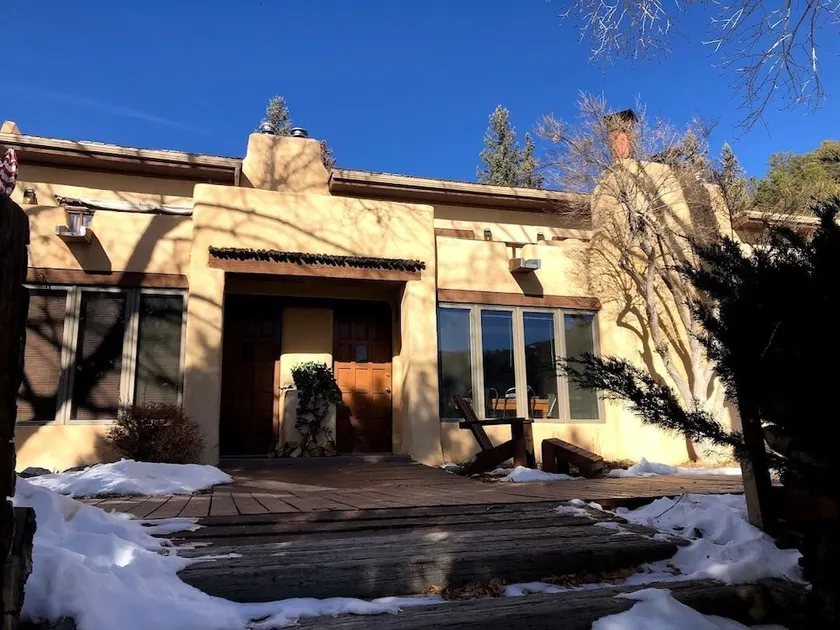 Cozy Adobe Condo near Taos Ski Valley - Hacienda de Valdez - Image 1