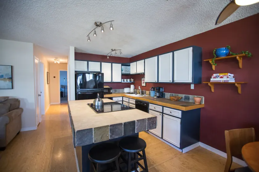 2 Bedroom Vacation Rental-Central Boulder - Image 1