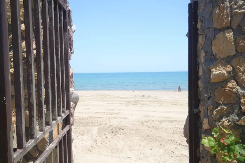 Summer House, on Holiday all year! - Image 1