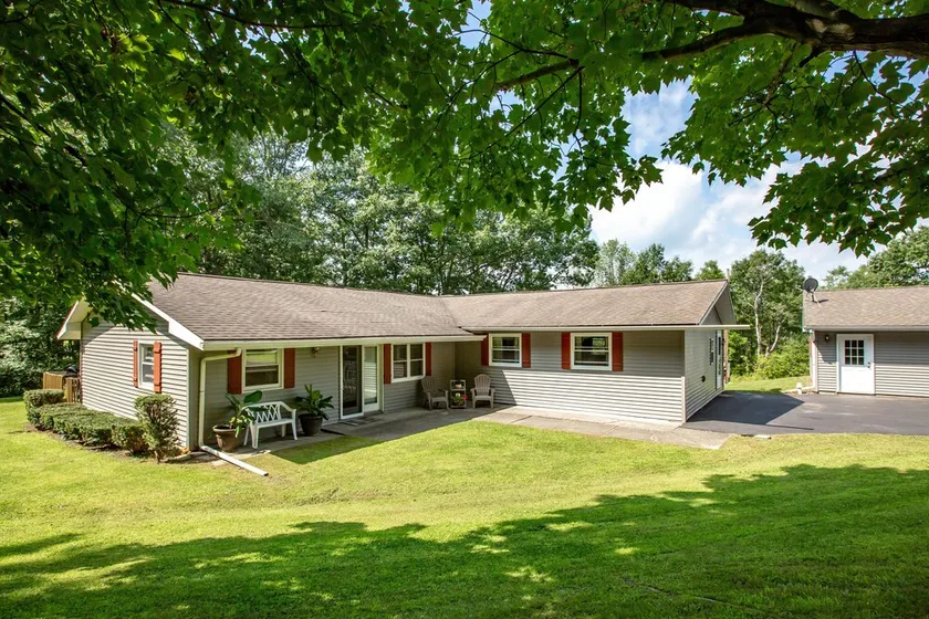 Landsafsondring 3 BR; 2 BA; sover 6; - Image 1