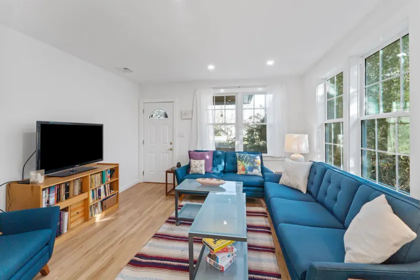 Experience country life near East Quogue's Hamptons Beaches - Image 1