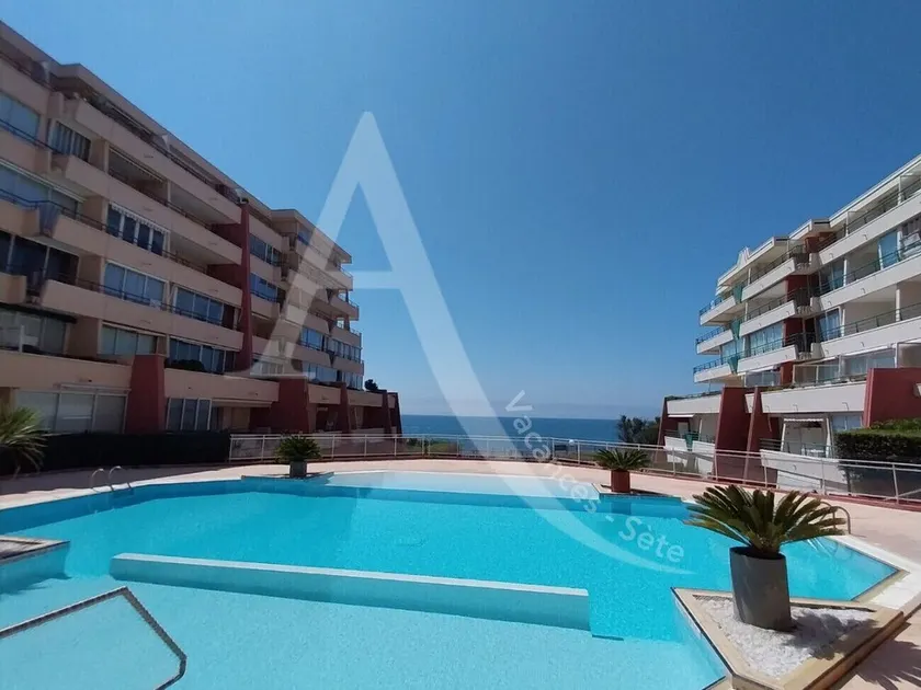 T2 moderne avec belle terrasse - Image 1