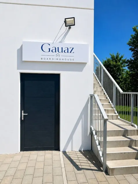 Gauaz Boardinghouse - Image 1