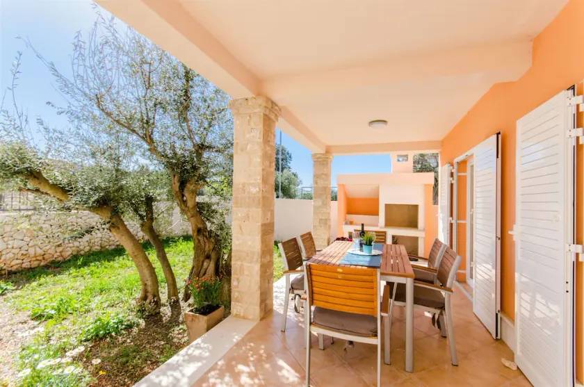 House Nikolina - Image 1