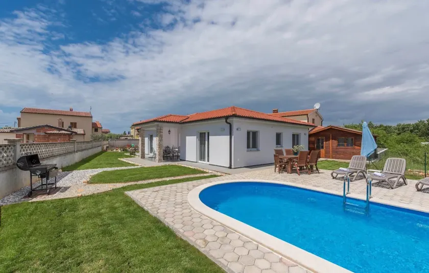 Villa Frontera Croatia - Image 1