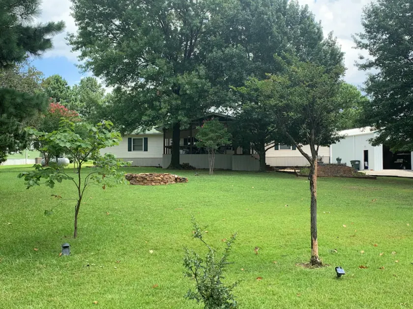 Cozy Lake Eufaula Getaway - Image 1
