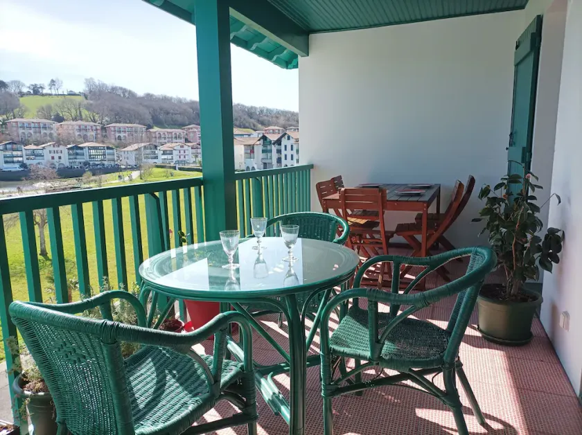 SOCOA  SAINT-JEAN-DE-LUZ, 5 mn de la plage,  WIFI, Grande terrasse pour repas - Image 1