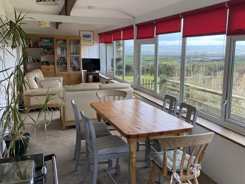 Thurlibeer Cottage - Image 1