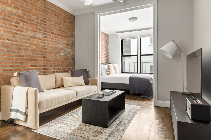 Hip Kips Bay 1BR w/ Elevator & W/D, nr 6 train, by Blueground - Image 1
