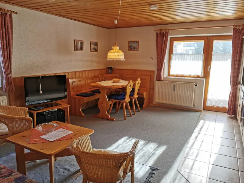 Haus Haidweg Wohnung 3 - 2 Zimmer, ca. 50 qm für 2-4 Personen im 1. Obergeschoss mit Balkon - Image 1