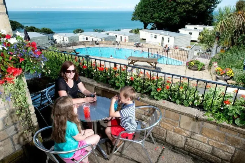 Sandaway Holiday Park - Image 1