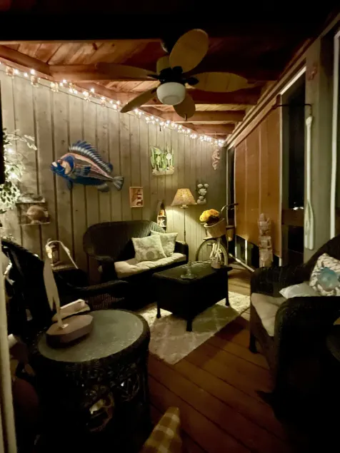 Serene Marina Condo - Image 1
