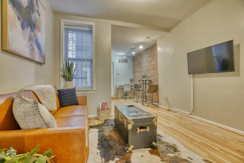 Charming Federal Hill! One Bedroom With Vibes - Image 1