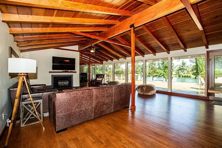 Luxury Riverside Estate - 3BR Home or 1BR Cottage or BOTH - Sleeps 14 - Swim, fish, relax, refresh - Image 1