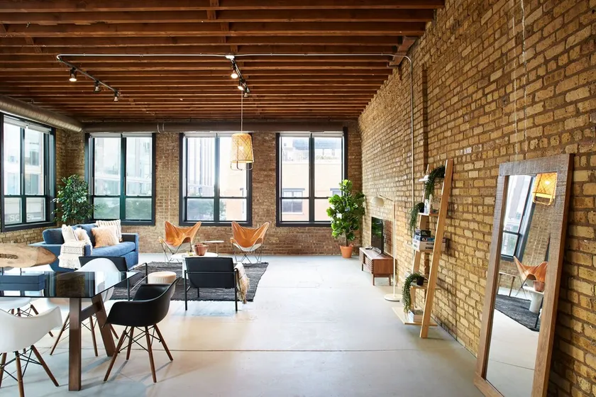 Stunning Designer Loft in Fulton Market, Sleeps 24 - Image 1