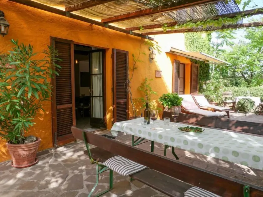Holiday Home Pergola by Interhome - Image 1
