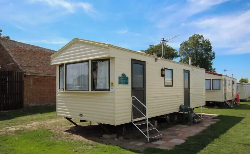 New beach holiday park spacious family caravan - Image 1