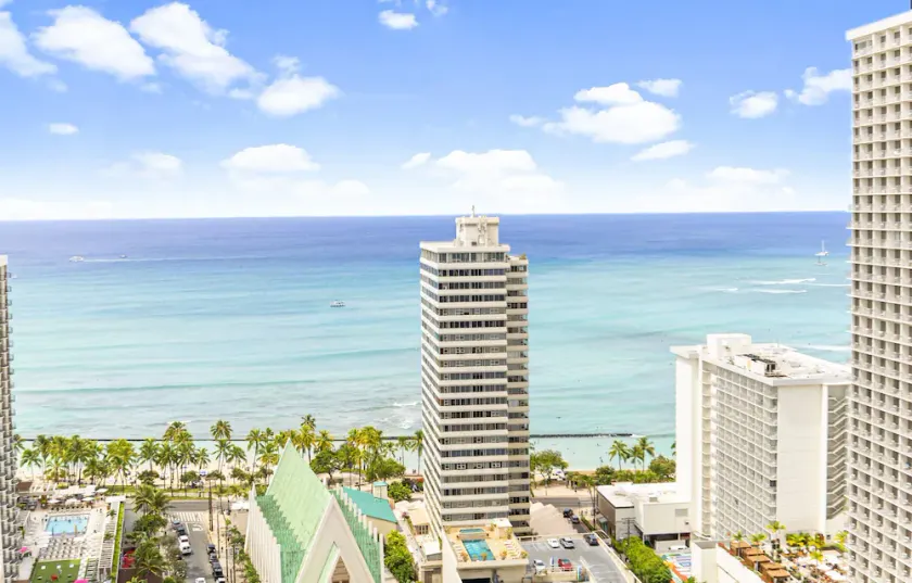 High Rise Deluxe Ocean View Free Parking/Wifi in Waikiki 3106 - Image 1