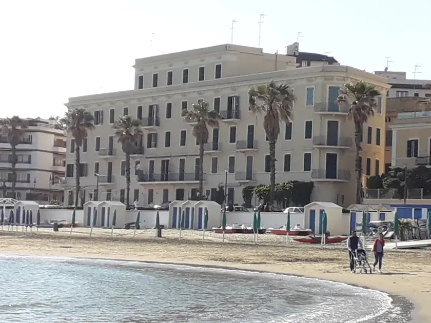 BEACHFRONT APARTMENT IN THE CENTER OF ANZIO CIN.  IT058007C2YNYPR684 - Image 1