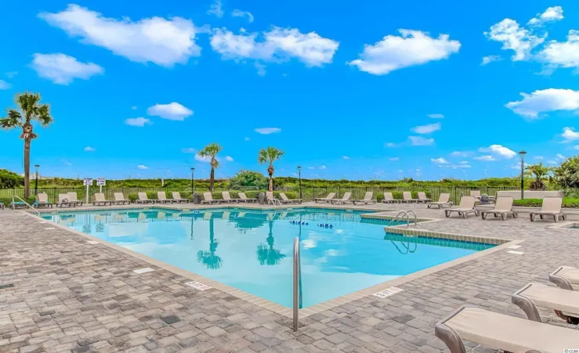 Aug 21 till 30th , under 200 @ Ocean Oasis walk to Barefoot Landing - Image 1